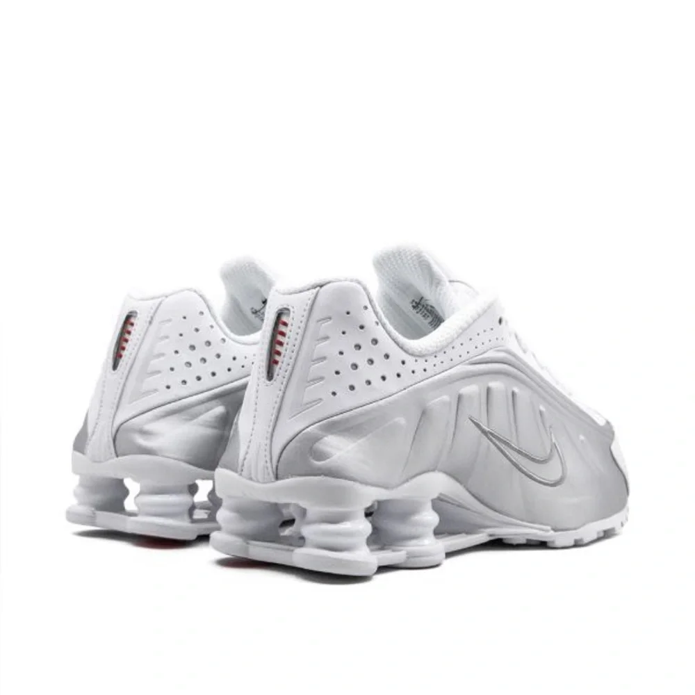 Nike Shox R4 GS Size W 7.5 ( Youth 5.5Y EUR 38) White/Silver EUC - Picture 3 of 12